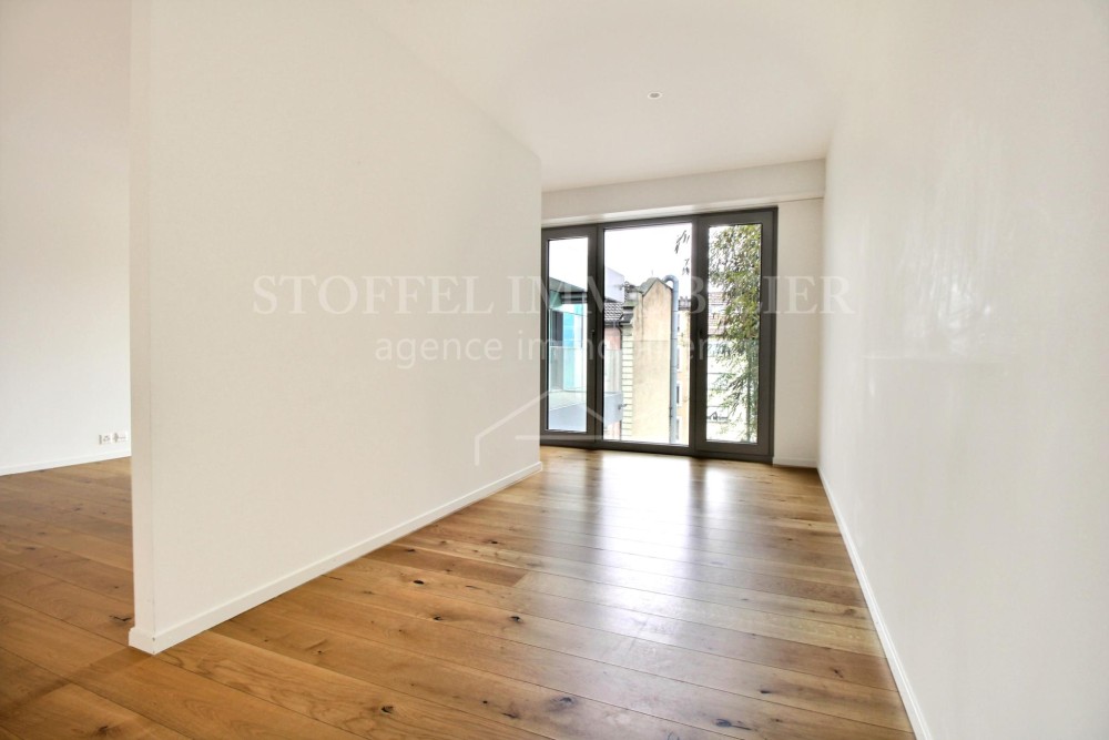 Bel Appartement Contemporain