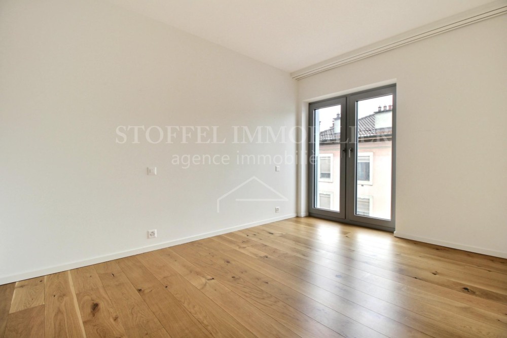 Bel Appartement Contemporain