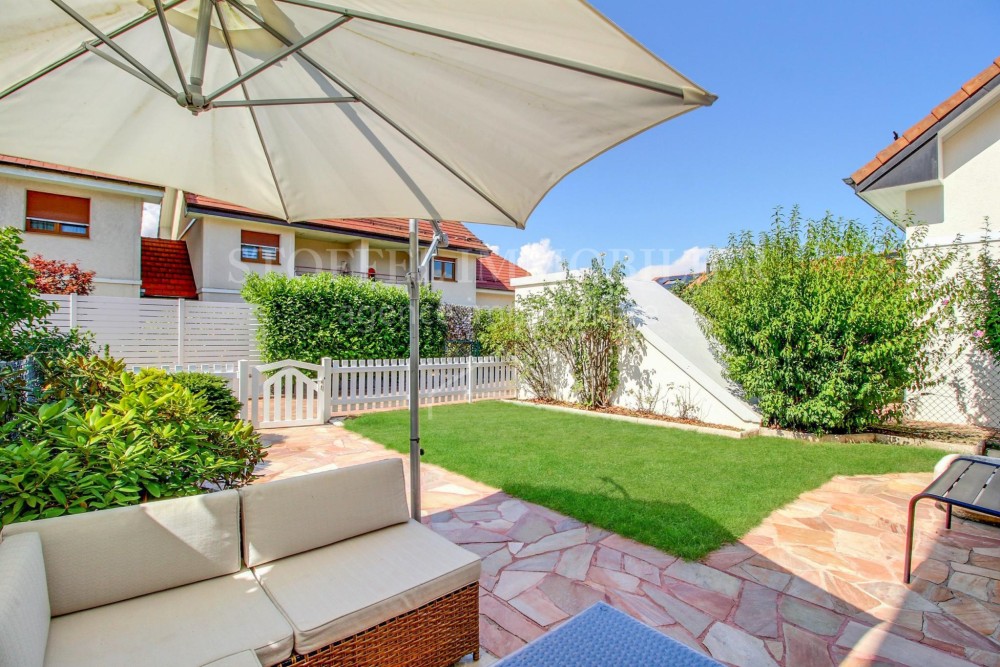 Ravissante maison mitoyenne - Exclusivité