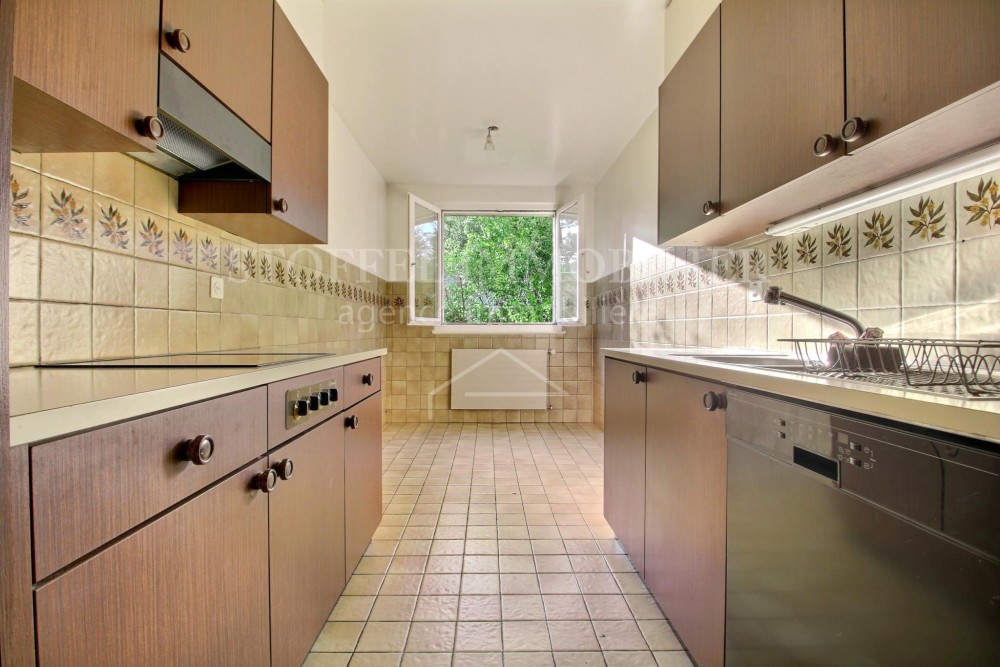 Bel appartement de 4 pièces avec grand jardin