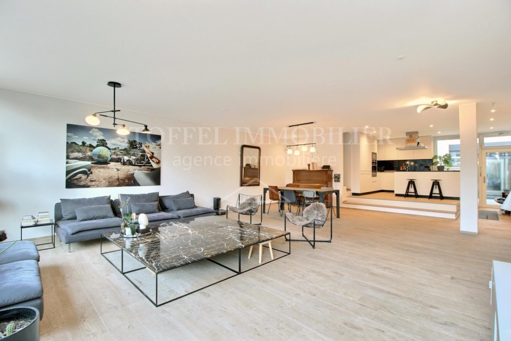 Spacieux appartement style loft