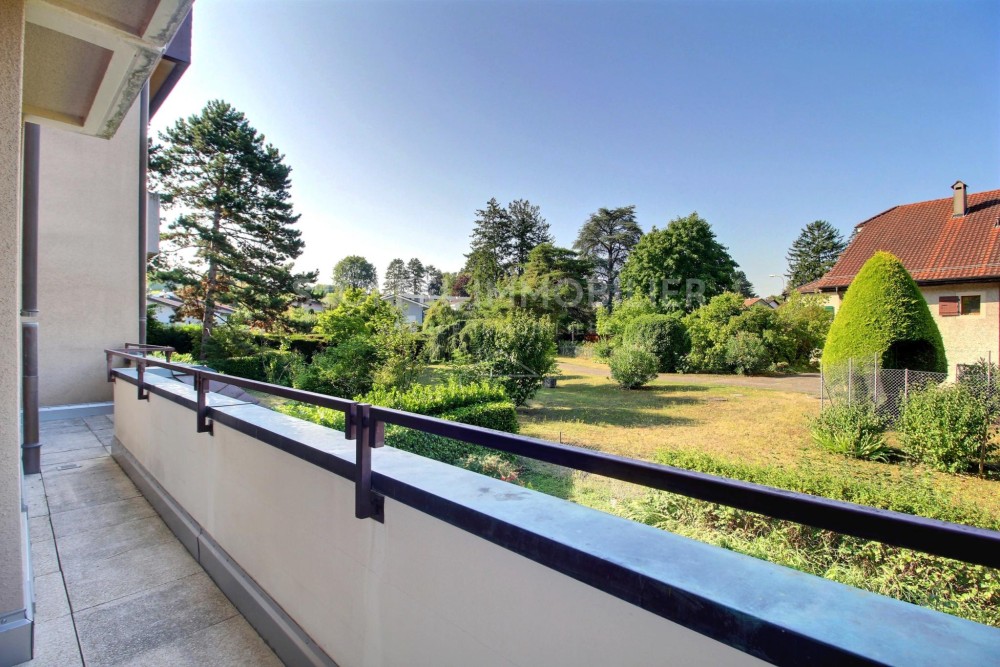 Au calme, spacieux duplex 4 pièces avec terrasse - Exclusivité