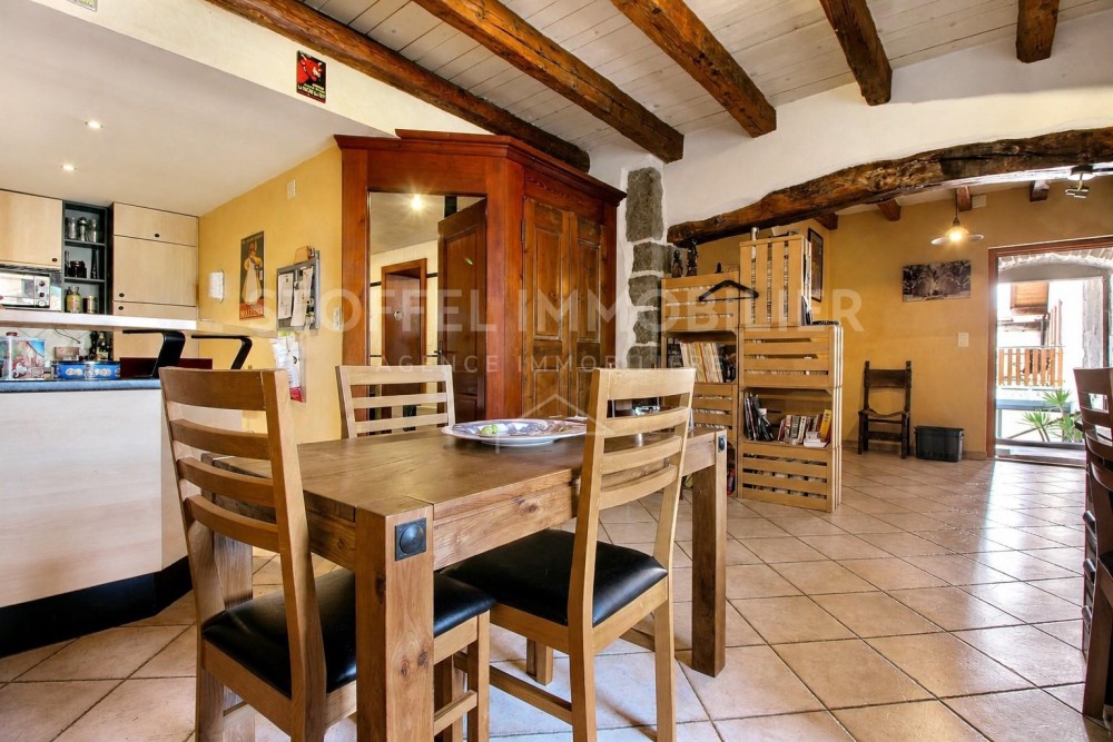 Maison villageoise avec 3 appartements - Exclusivité